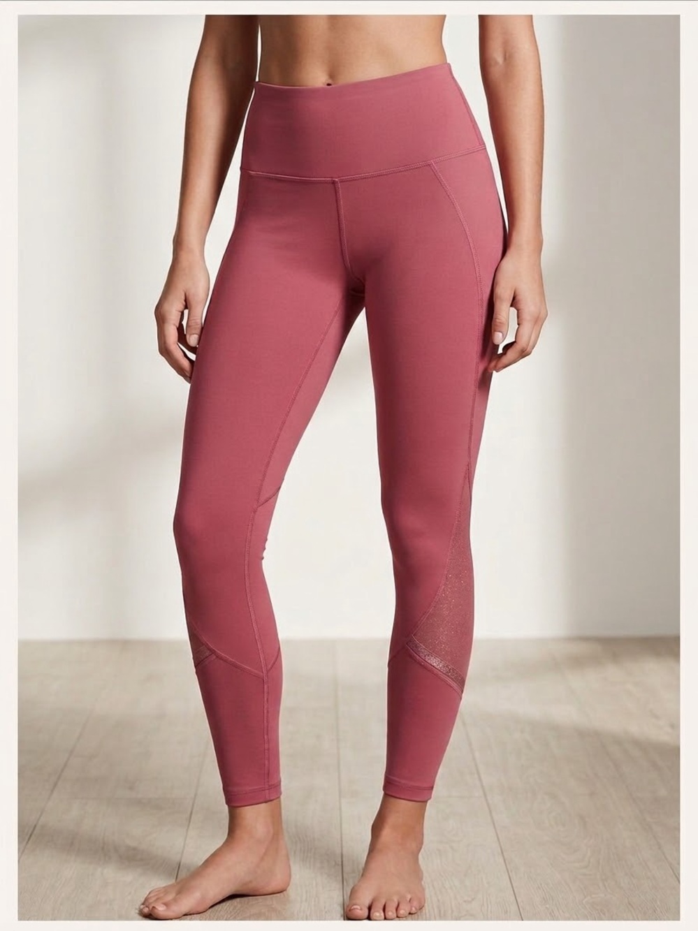 NWT Victoria Sport Knockout Tight Leggings Rose Pink M Short
